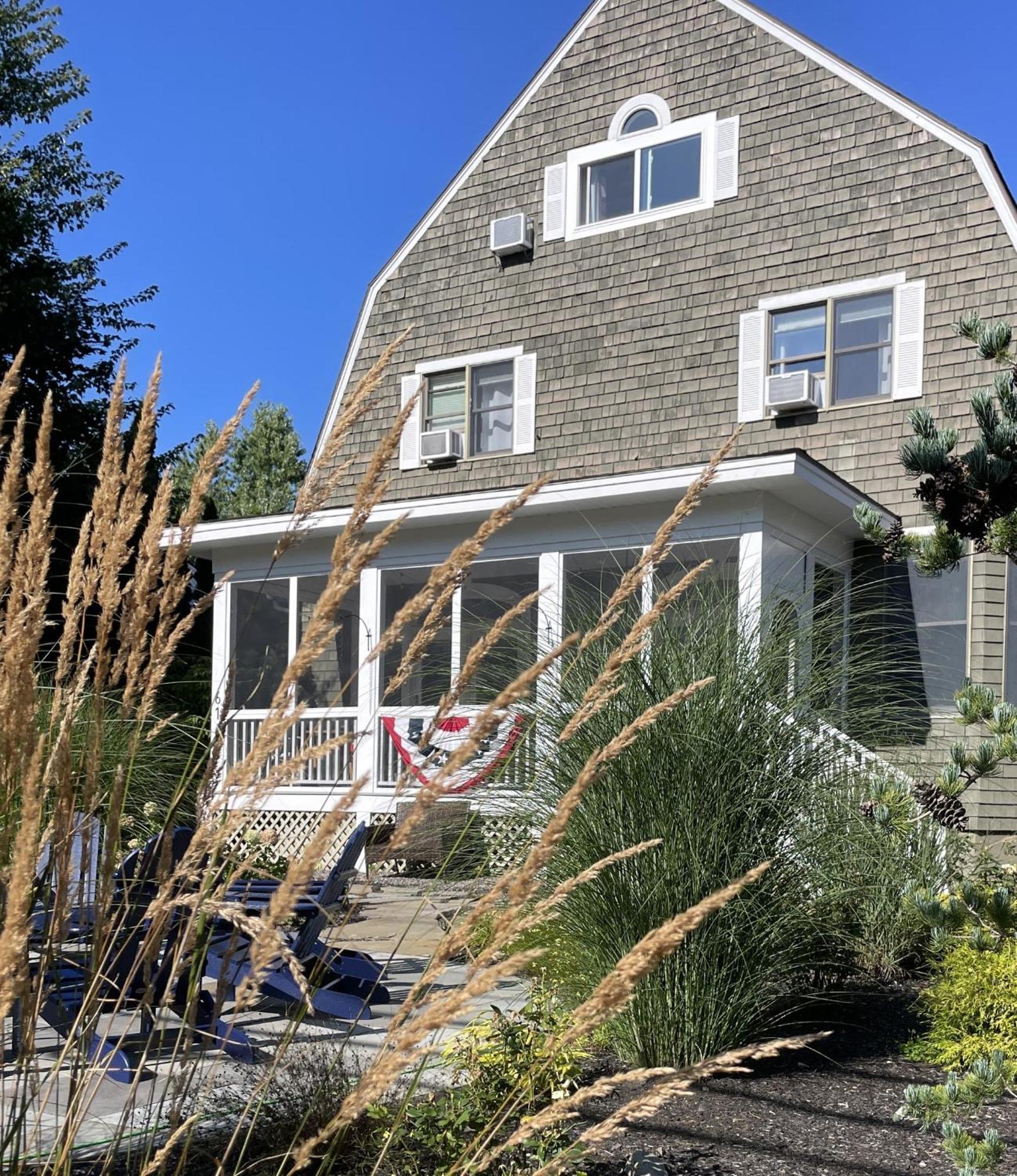 White Sails Bed & Breakfast